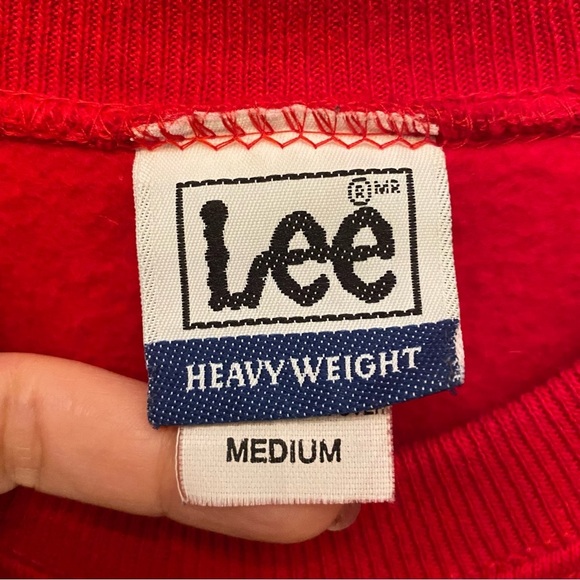 Vintage LEE Hard Rock Cafe Honolulu Embroidery Red Sweater Size Medium-Unisex - Picture 6 of 8